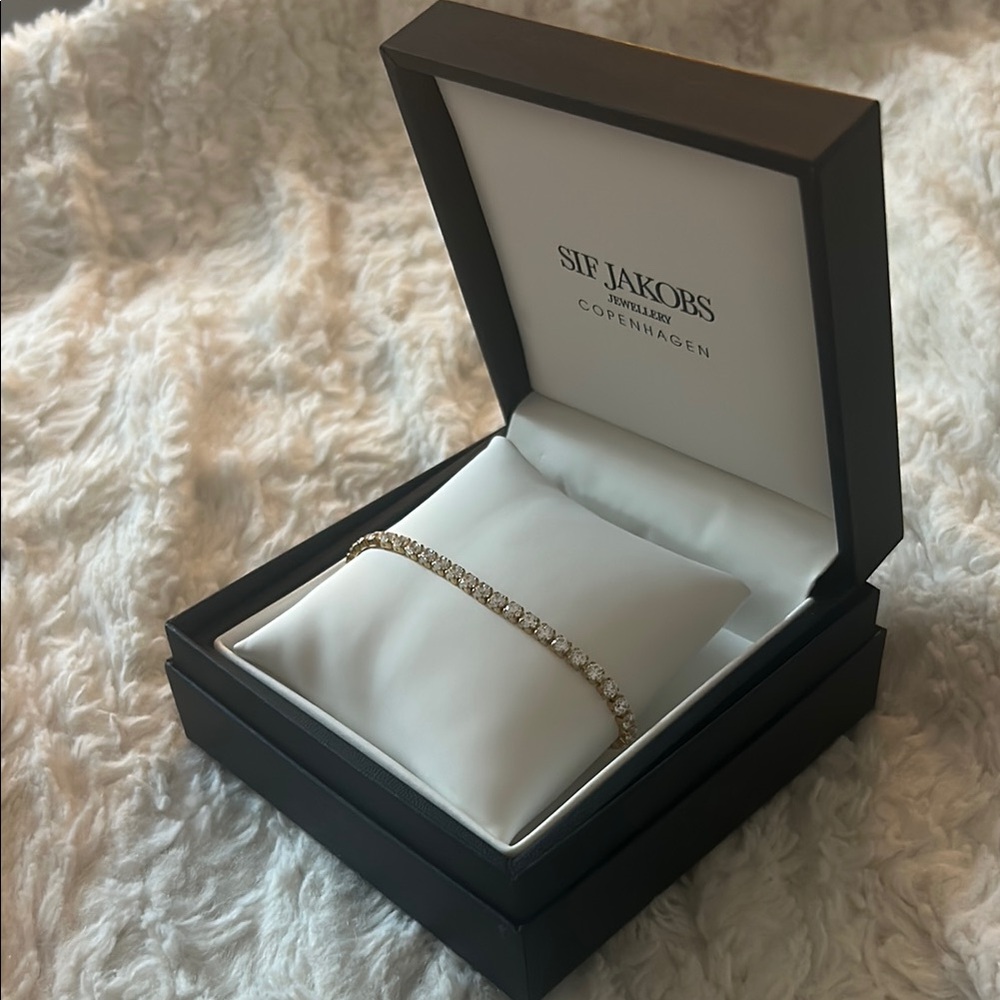 Gold Bracelet